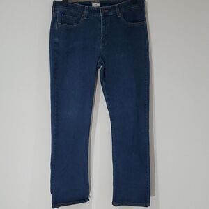 Levi's 512 perfectly shaping straight leg jeans